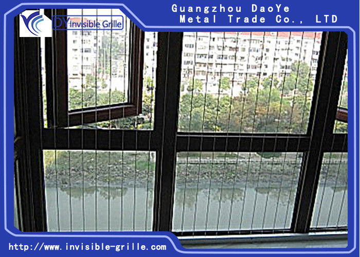 کابل های پوشش داده شده نایلون از جنس استنلس استیل آلومینیوم قاب محافظ نامرئی پنجره را فراهم می کند