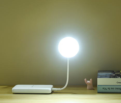 3500-6500K رنگ LED چشم مراقبت USB چراغ میز قابل شارژ با تنظیم چند زاویه